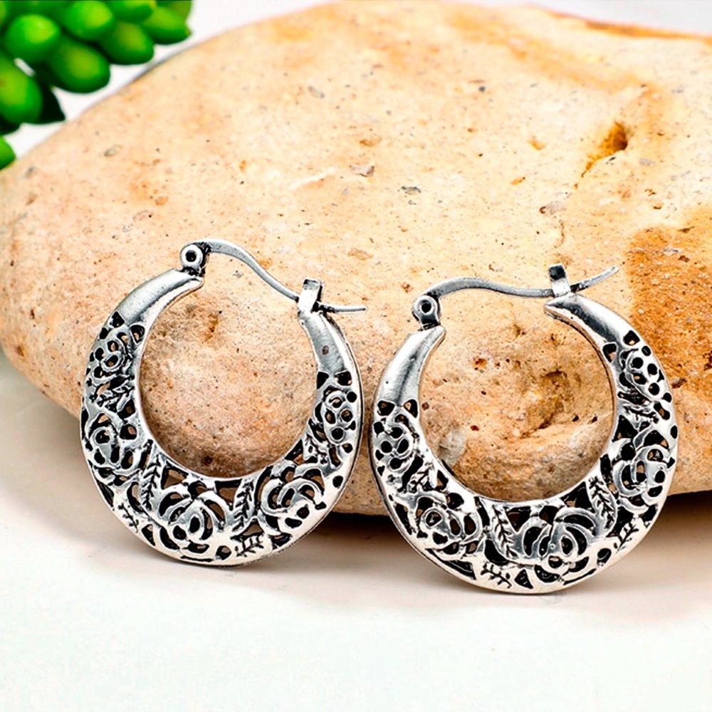 Silver Filigree Boho 3D Lever Top Hoop Earrings - Picture 2 of 9